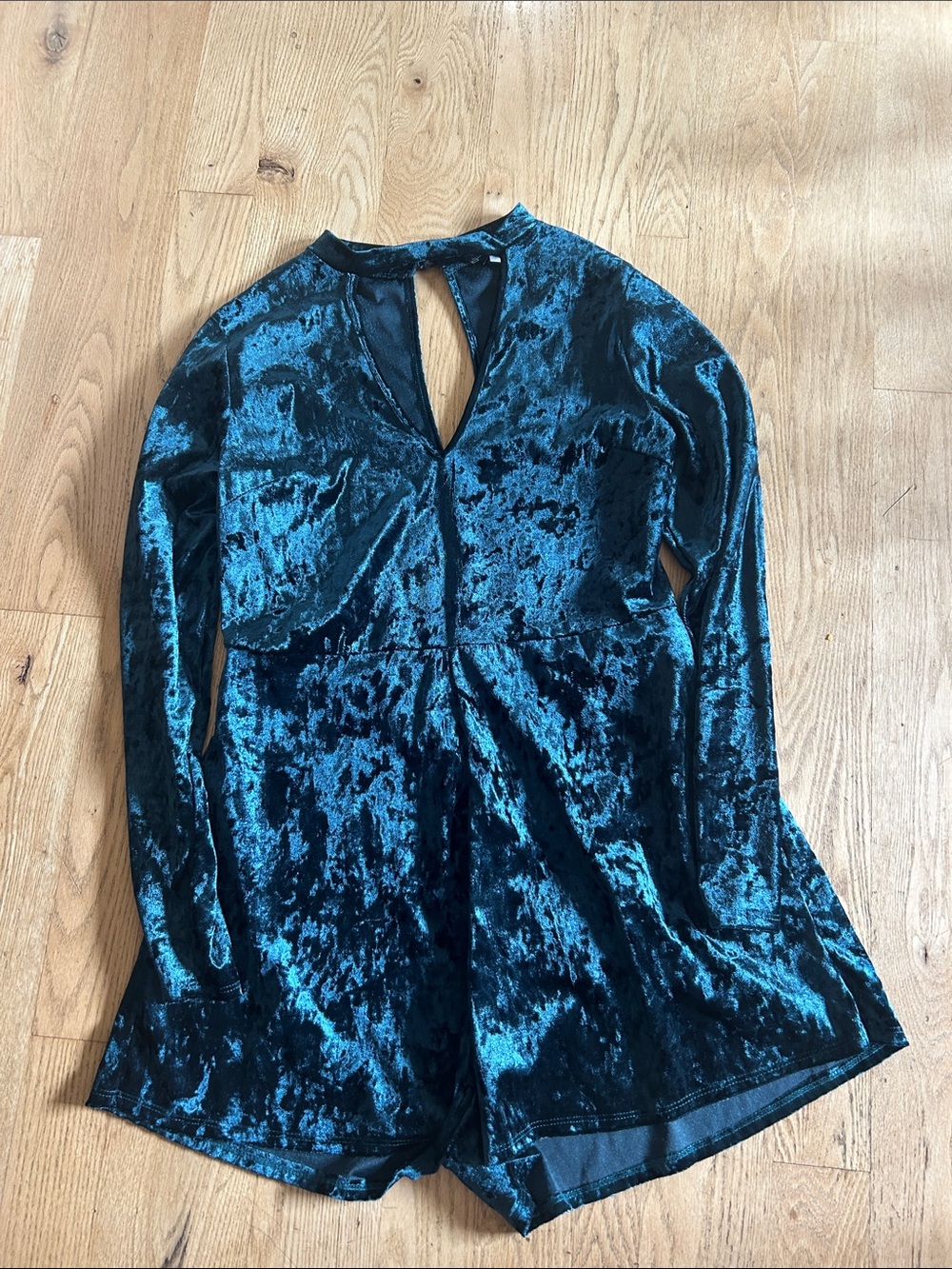 Charlotte Russe Teal/Emerald Colored Crushed Velvet Long-Sleeve Romper